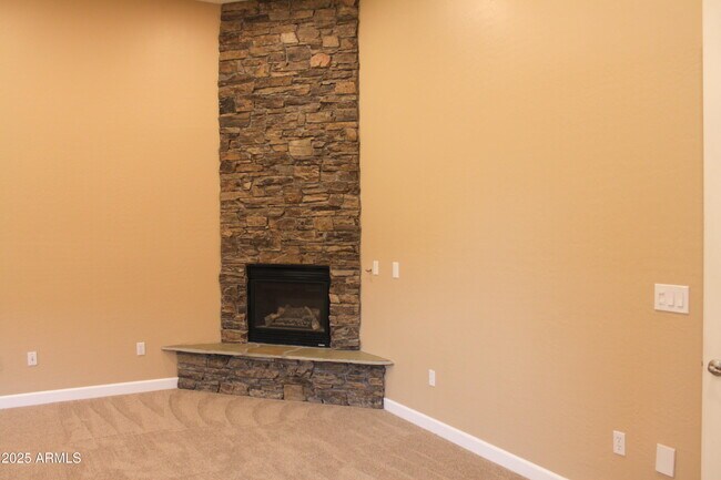 Building Photo - 13930 E Vallejo St