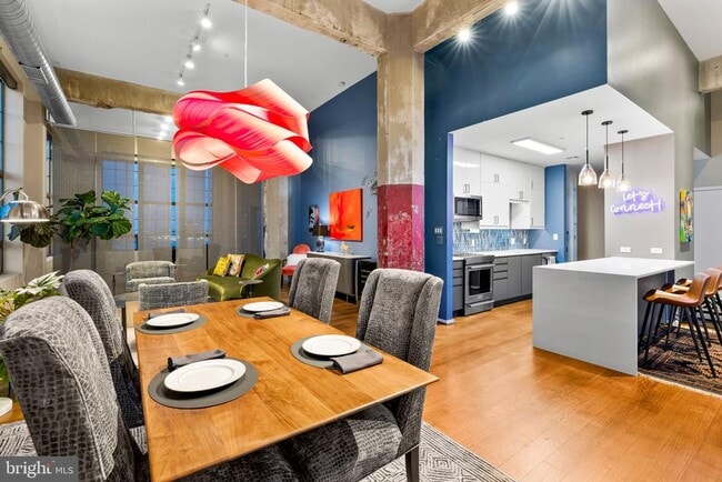 Building Photo - 1200 Steuart St