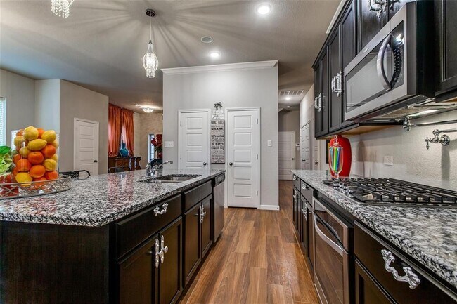 Building Photo - 1564 Sugarberry Dr