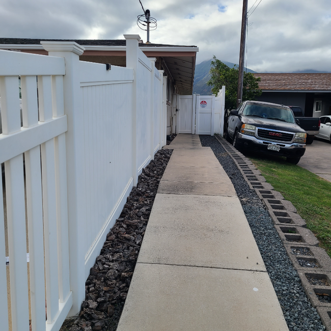 Building Photo - 256 S Papa Ave
