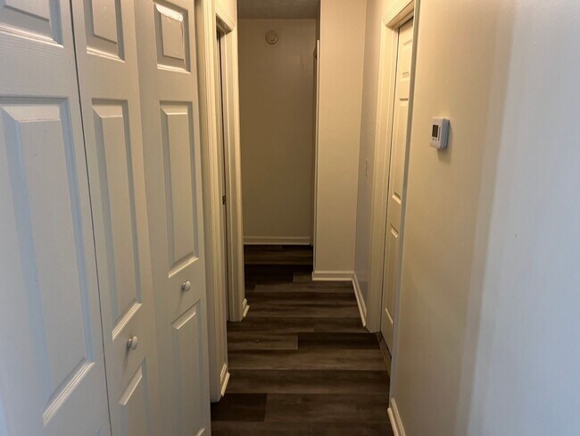 Building Photo - Harmon Estates Available! Available NOW!