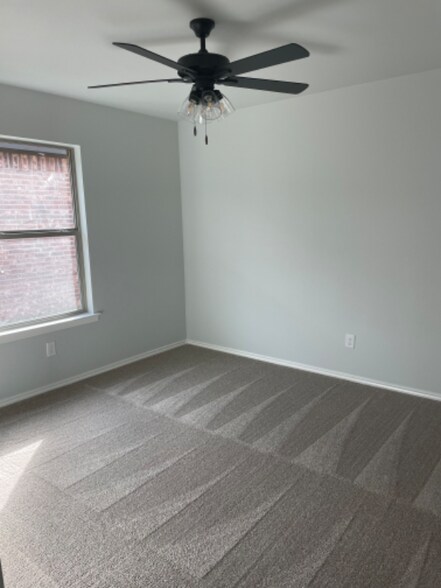 Building Photo - 3631 120th St