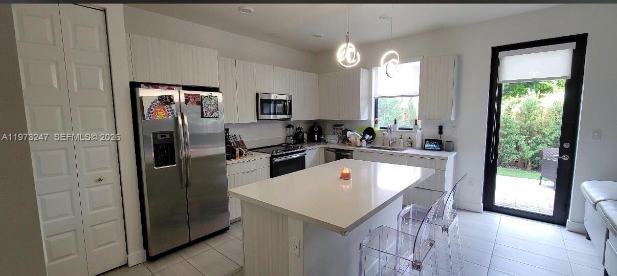 Building Photo - 10521 NW 81st Ter