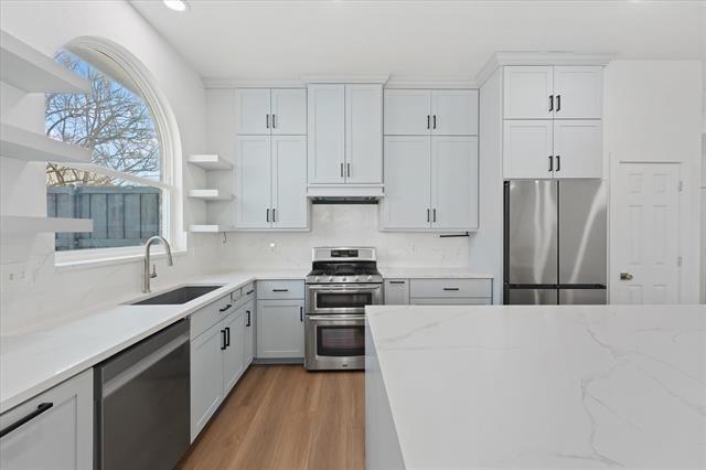 Building Photo - 8405 Greenspoint Dr