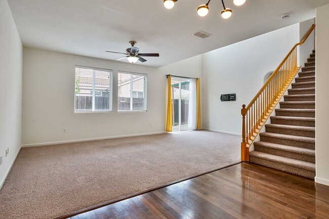 Building Photo - 2815 Tourbrook Way