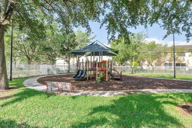 Building Photo - 9090 NW 40th Pl