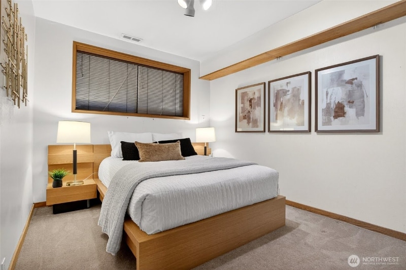 Building Photo - 3323 NE 156th St