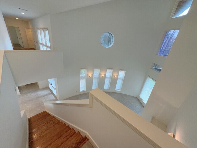 Building Photo - 11852 Taylorcrest Rd