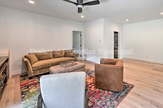 Building Photo - 30610 Boot Ct