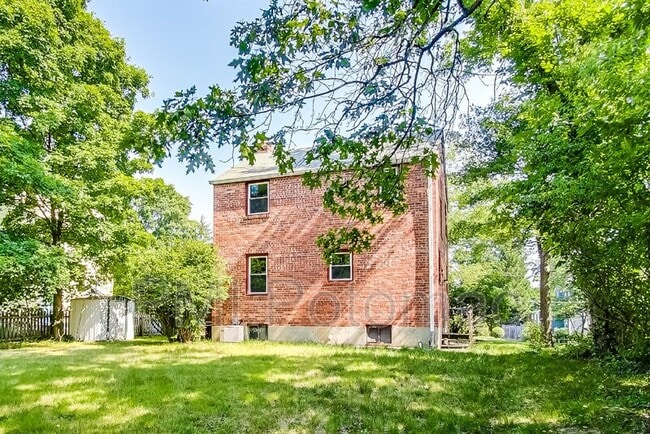 Building Photo - 2710 Emmet Rd