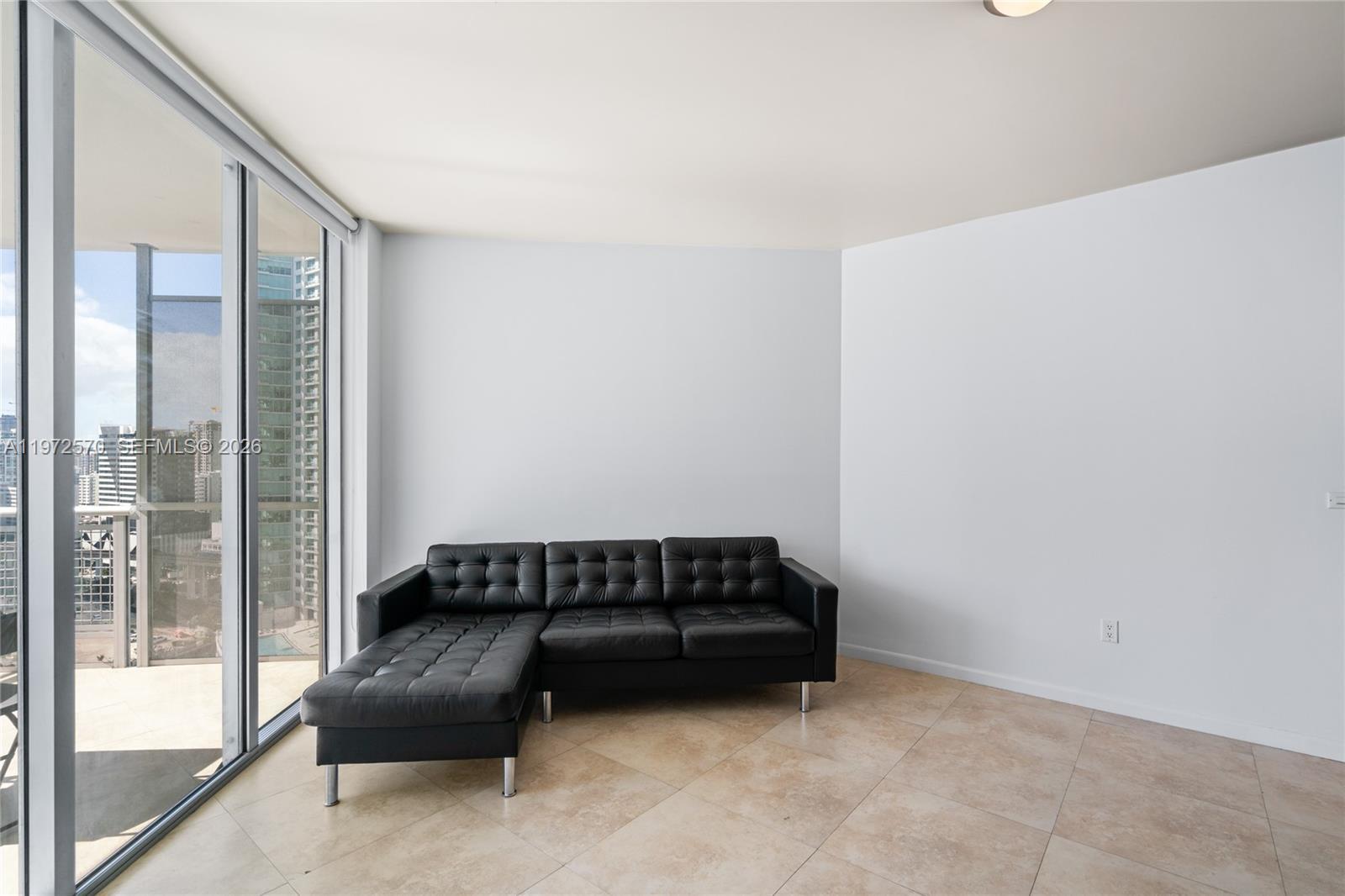 Building Photo - 350 S Miami Ave