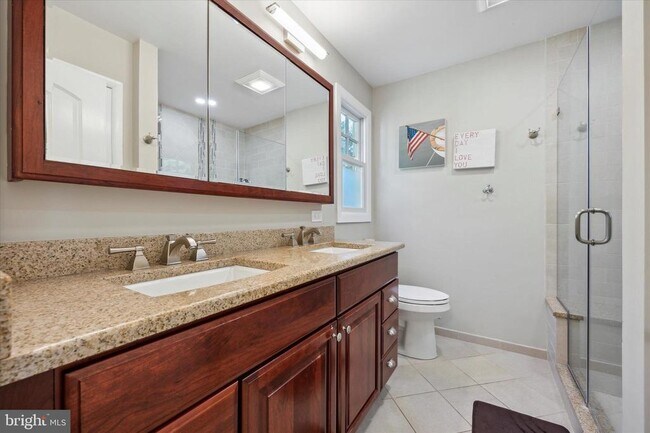Building Photo - 531 Misty Hollow Ct