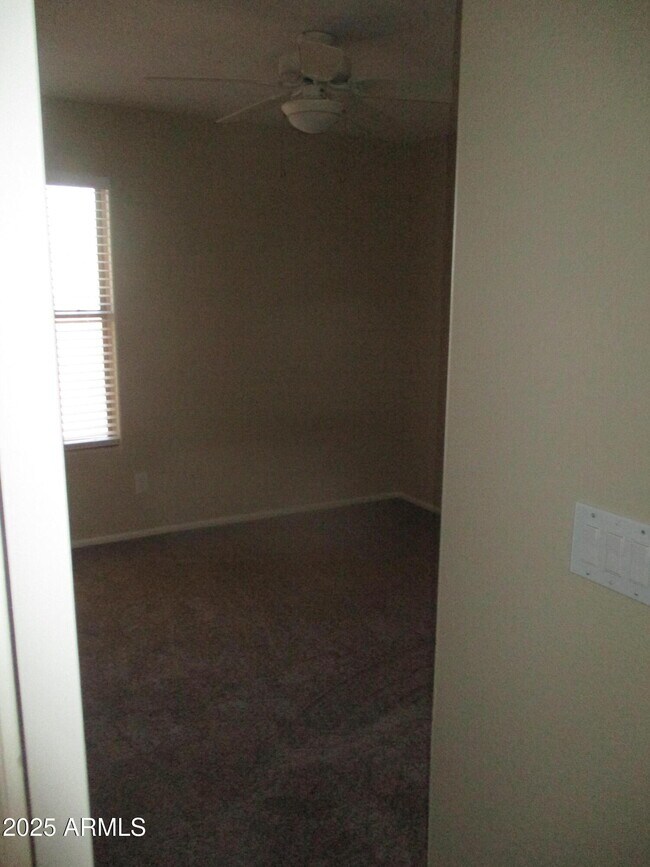 Building Photo - 11202 E Persimmon Ave