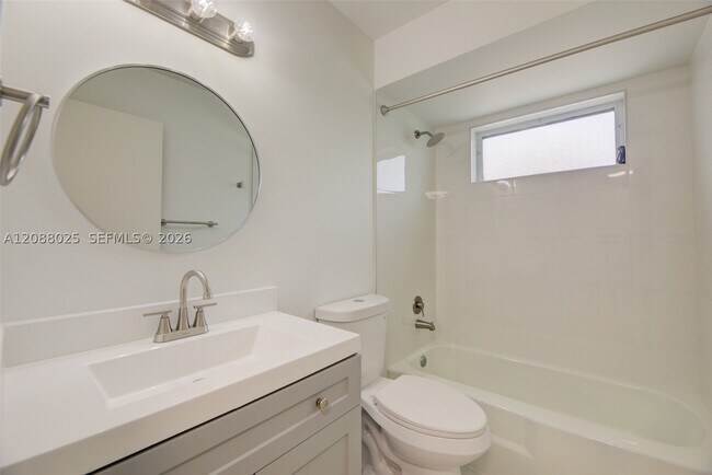Building Photo - 2441 SW 82nd Ave