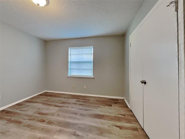 Building Photo - 1525 Gardenside Dr