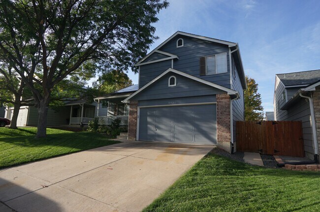 Primary Photo - 5221 Hudson Cir