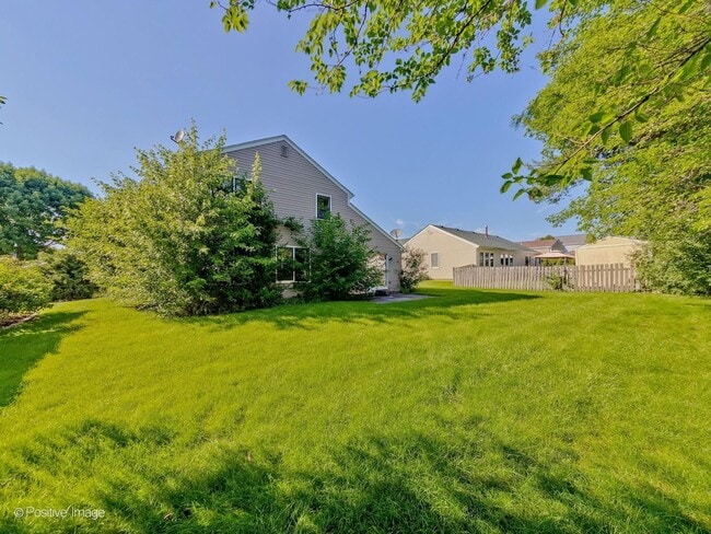Building Photo - 601 Willington Dr
