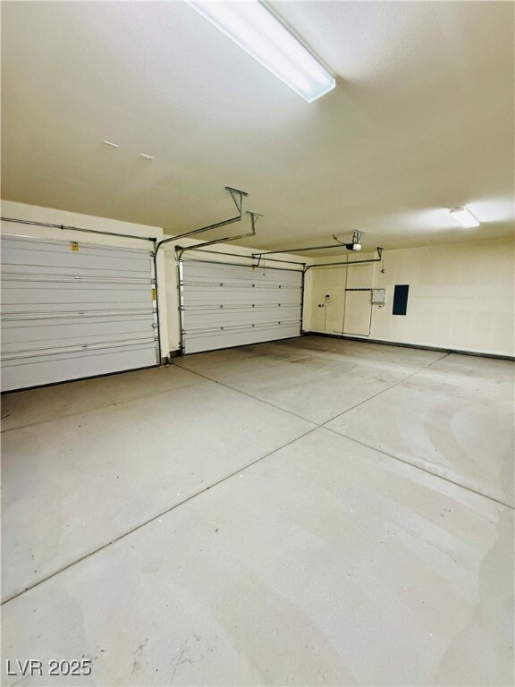 Building Photo - 4317 La Romita St