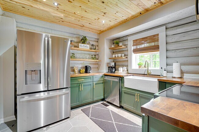 Building Photo - 4241 Osburn Ct