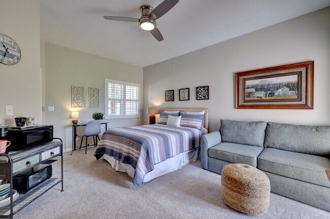 Building Photo - 9813 Perfect Dr