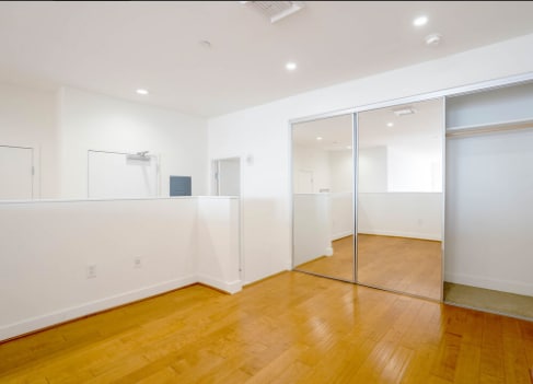 Building Photo - 3810 Wilshire Blvd
