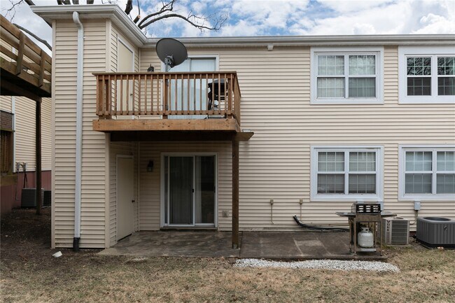 Building Photo - 8901 Cardinal Terrace