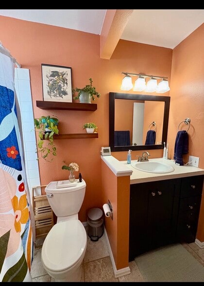 Building Photo - 1330 Coulter St