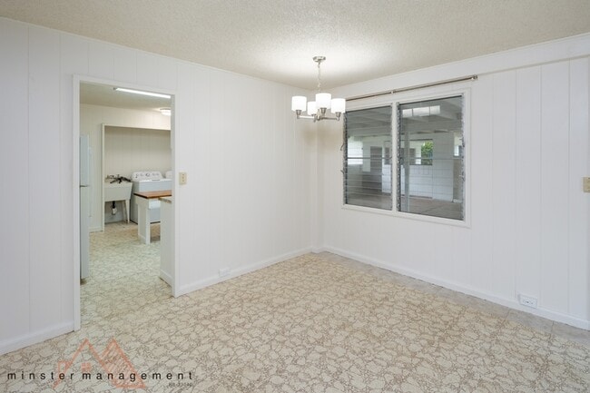 Building Photo - 1428 Ala Iolani St