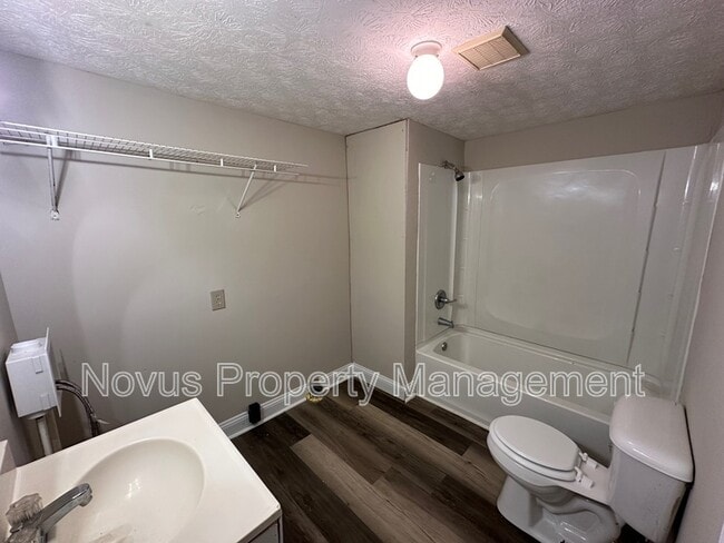 Building Photo - 203 Ave B