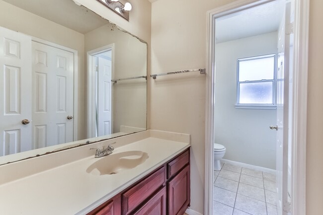 Building Photo - 8811 Earnestwood Dr