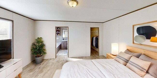 Building Photo - 1615 Sidewinder Dr