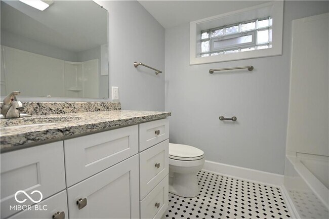 Building Photo - 2959 N Delaware St