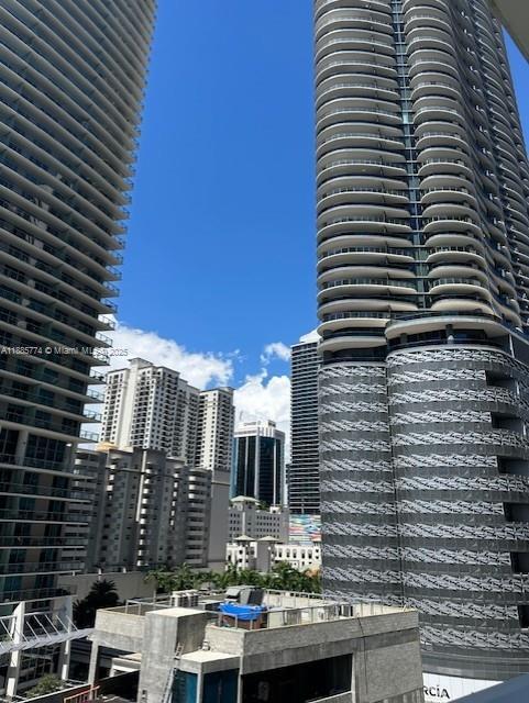 Building Photo - 1080 Brickell Ave