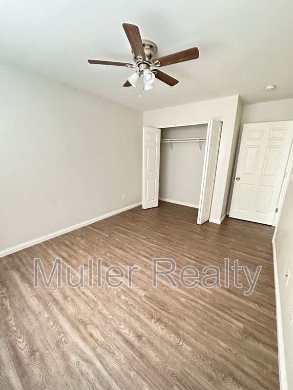 Building Photo - 4807 Fennel Rd