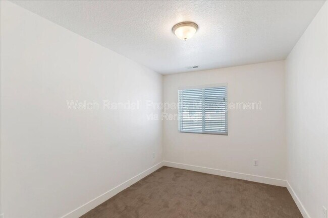 Building Photo - 1173 Shady Brook Ln S