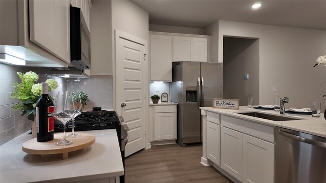 Building Photo - 8519 Blueberry Ash St