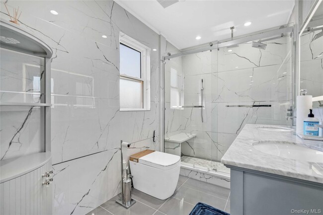 Building Photo - 24 Jefferson Ave