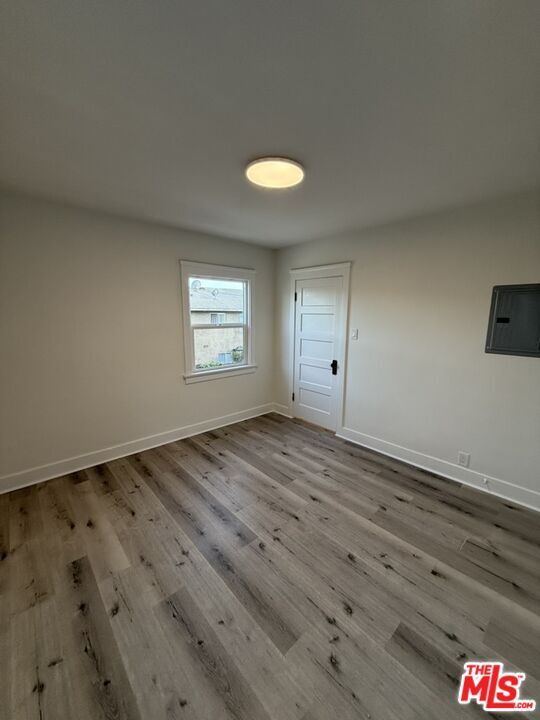 Building Photo - 5530 Franklin Ave