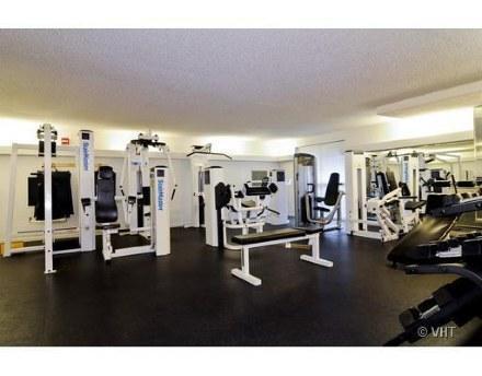 Building Photo - 2800 N Lake Shore Dr