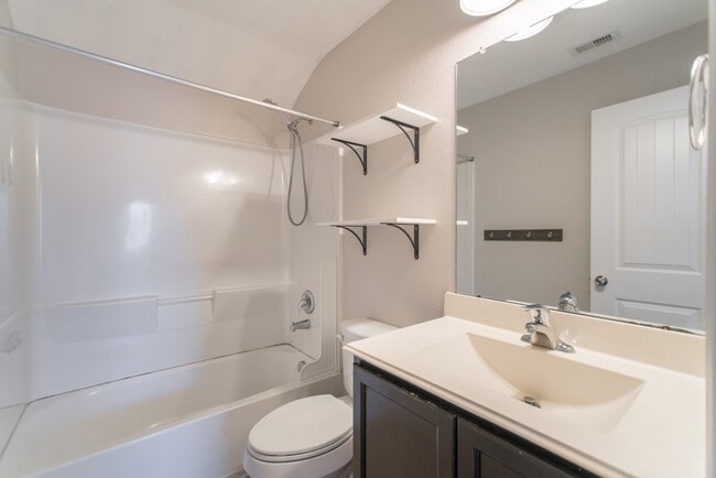 Building Photo - 7247 Basque Country Dr