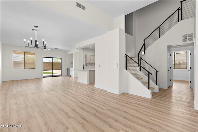 Building Photo - 43336 N Heavenly Way