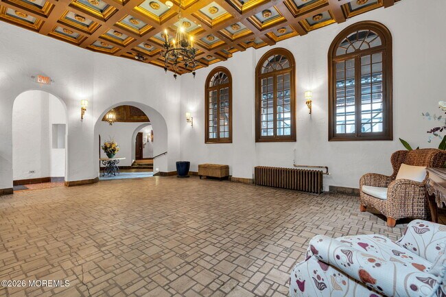 Building Photo - 400 Deal Lake Dr