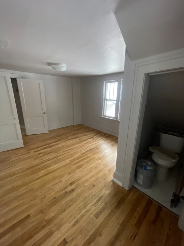 Building Photo - 3232 Leahy St