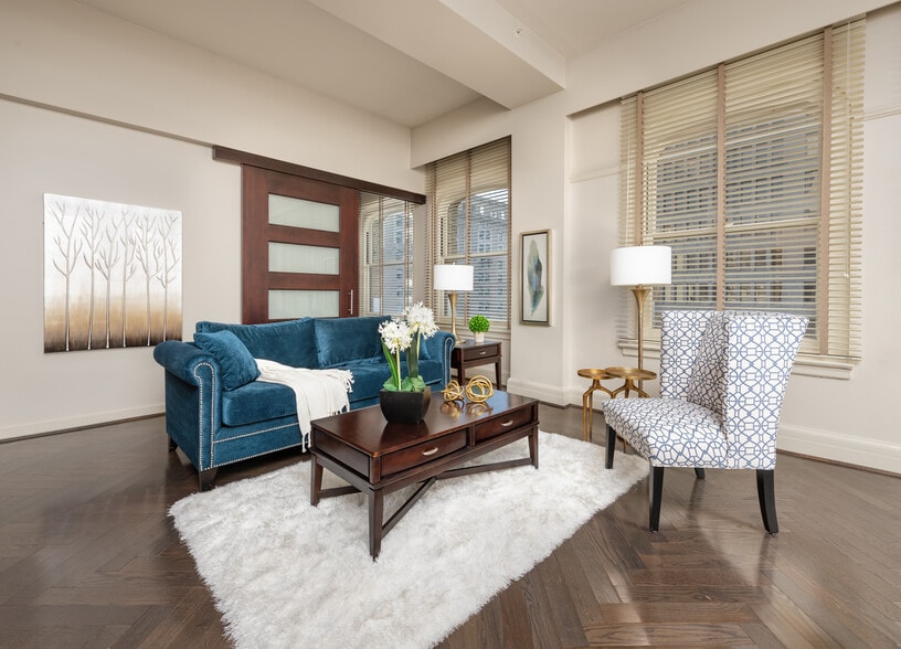 Building Photo - The Cobb