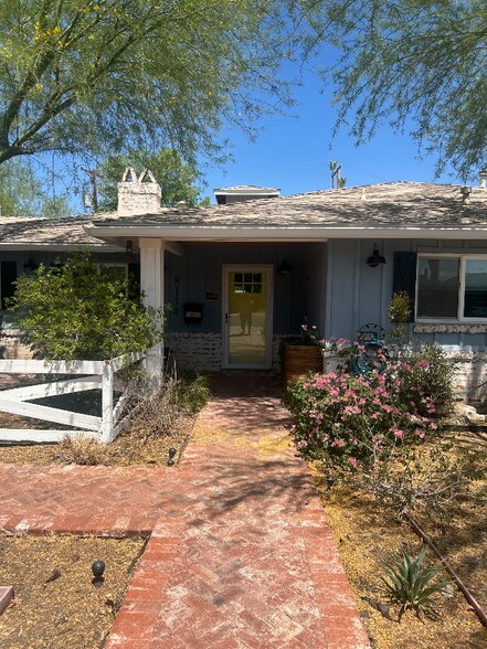 Building Photo - 8114 N 57th Dr
