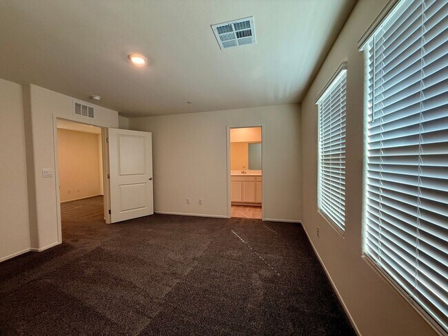 Building Photo - BRAND NEW 3 BED 2.5 BATH 2 CAR GARAGE TOWNHOUSE W/ LOFT FOR RENT!!!