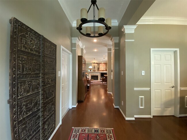 Building Photo - 6906 Afton Woods Dr