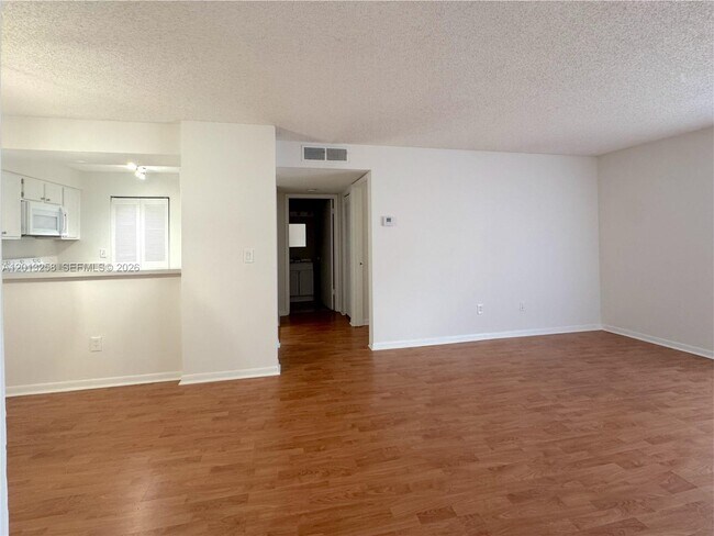 Building Photo - 1281 SW 46th Ave