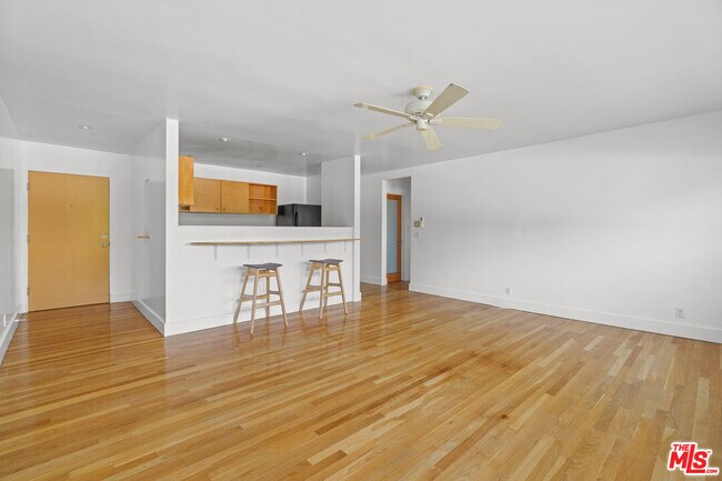 Building Photo - 511 Rialto Ave