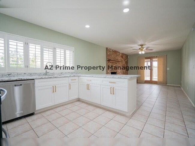 Building Photo - 1473 N Amarillo St